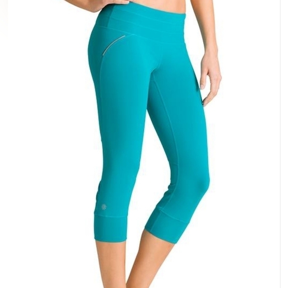 Athleta size S Relay Capris Leggings aqua teal blue - Picture 1 of 13
